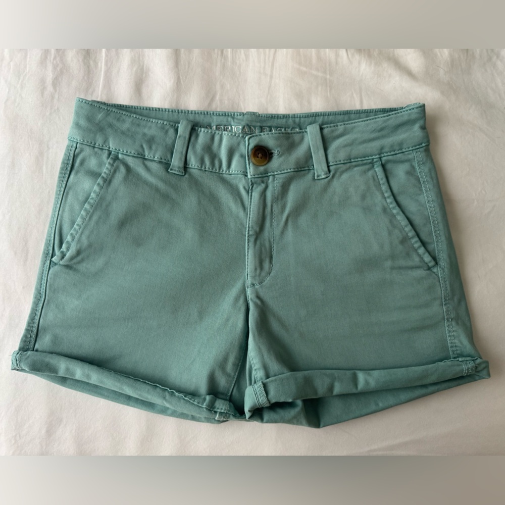 NWOT American Eagle Twill Midi Shorts